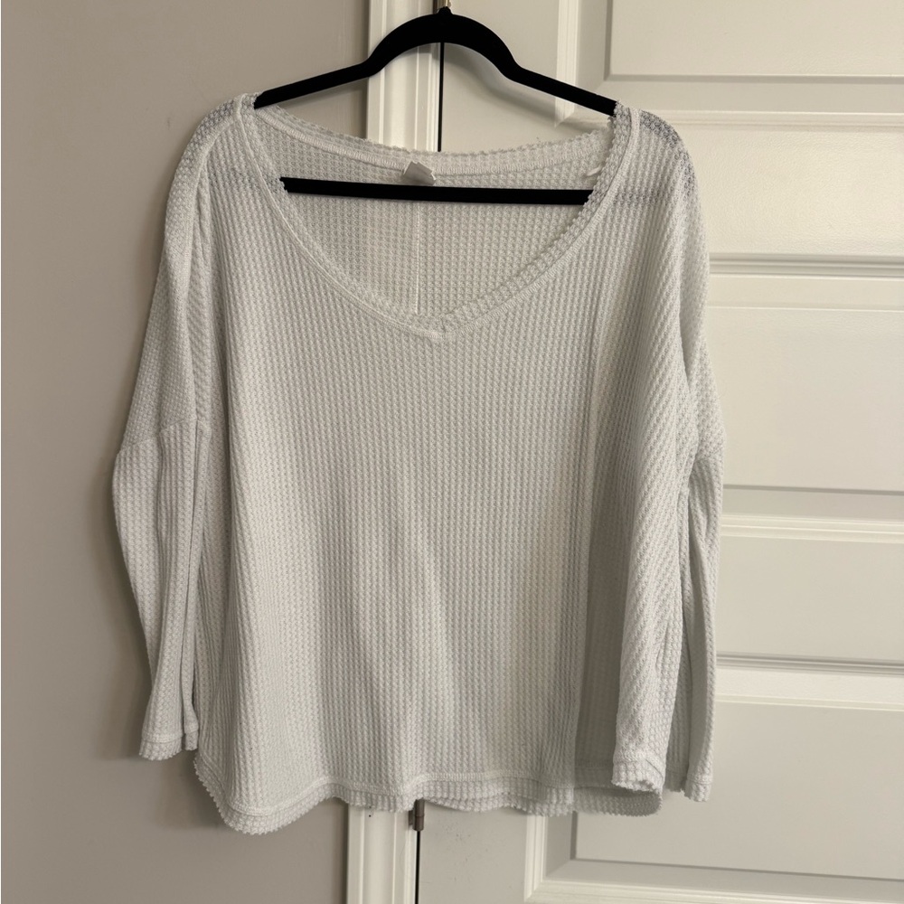 Women's White Knit Top